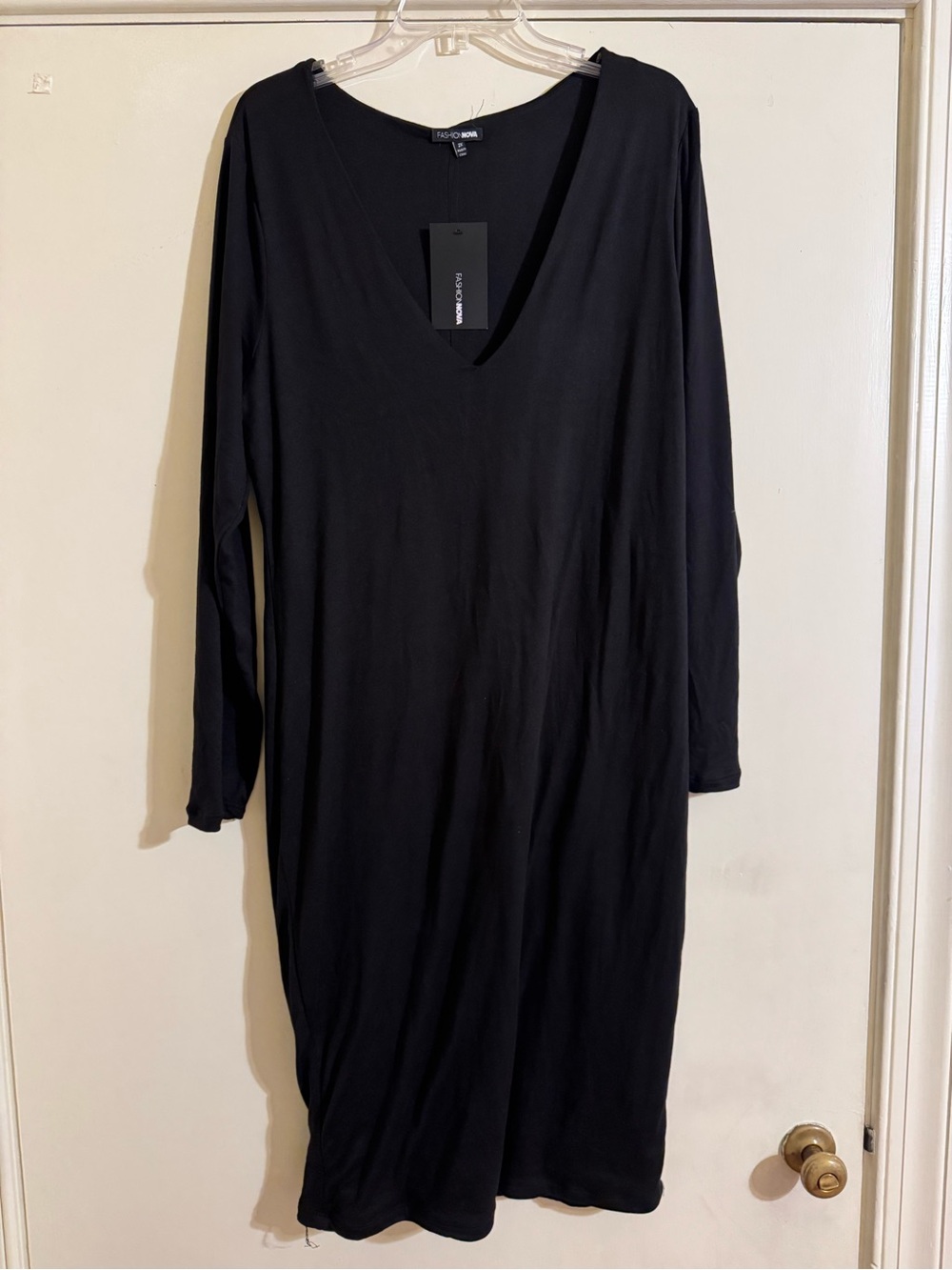 Fashion Nova Black V-Neck Long Sleeve Dress